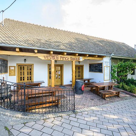 Vinatus Pince Hotel Villany Luaran gambar